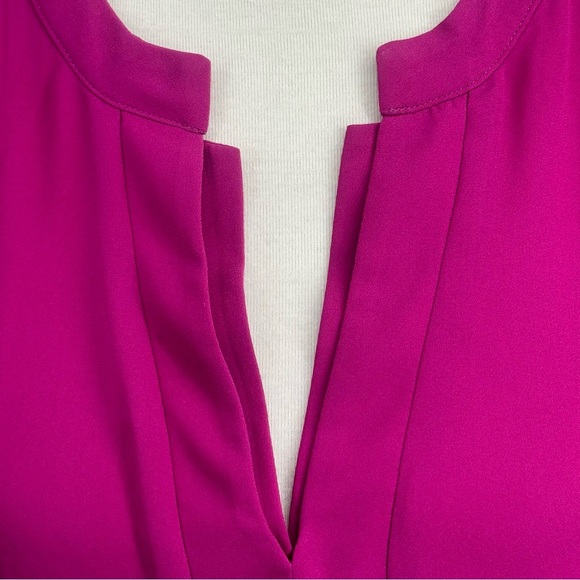 Pink V-Neck Sleeveless Blouse Large - Picture 6 of 6